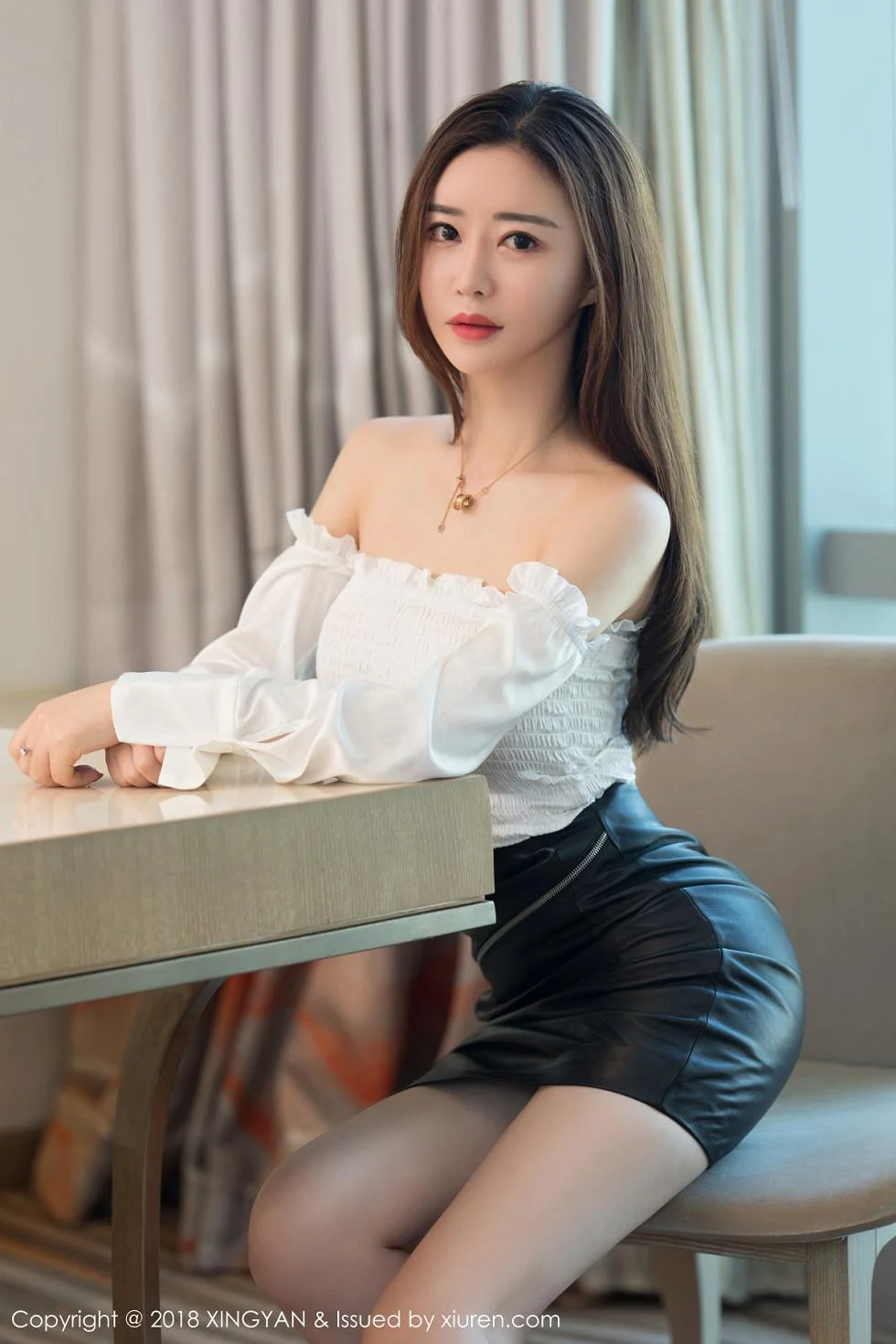 气质佟蔓baby白色蕾丝情趣内衣秀完美身材火辣绝美写真 第 72 张