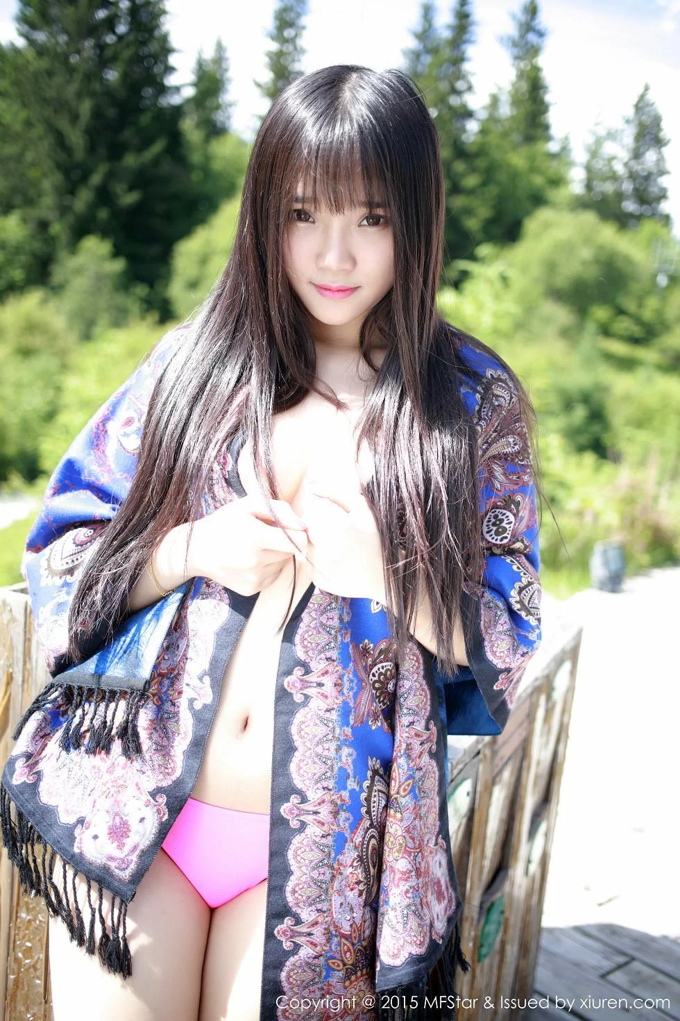 夏瑶baby九寨沟旅拍浴缸里丰满身材撩人诱惑 第 94 张