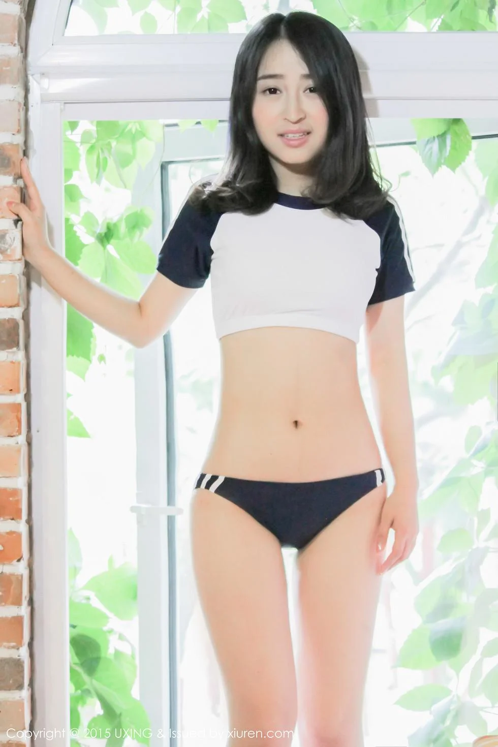 煊煊sunny爱吃棒棒糖的连体泳装妹子性感写真 第 56 张