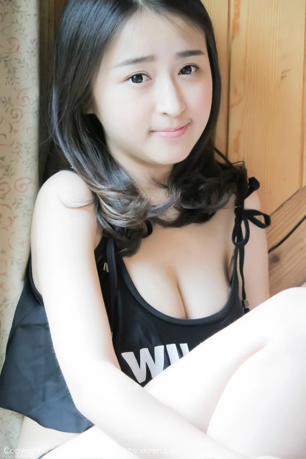煊煊sunny爱吃棒棒糖的连体泳装妹子性感写真 第 74 张