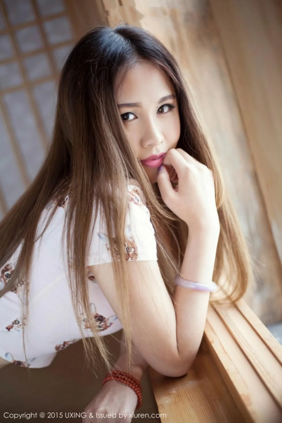 紫潆cynthia宾馆床上下身全裸美臀绝美写真 第 94 张