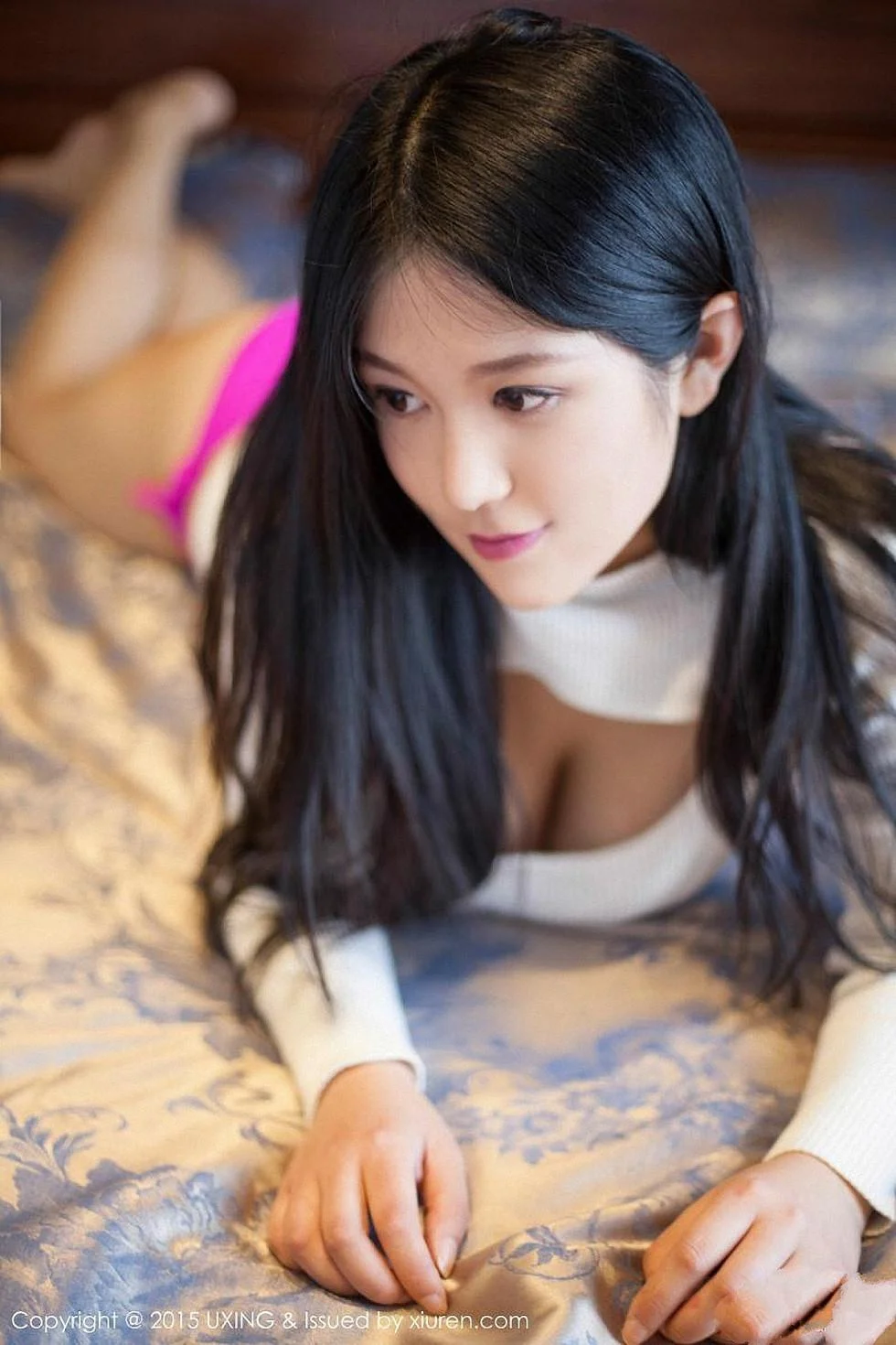 莲漪lenne红色内裤性感翘臀低胸内衣秀豪乳 第 8 张