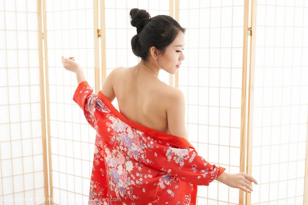 千叶居家真空和服浴衣半脱秀傲人豪乳极致绝美写真 第 61 张