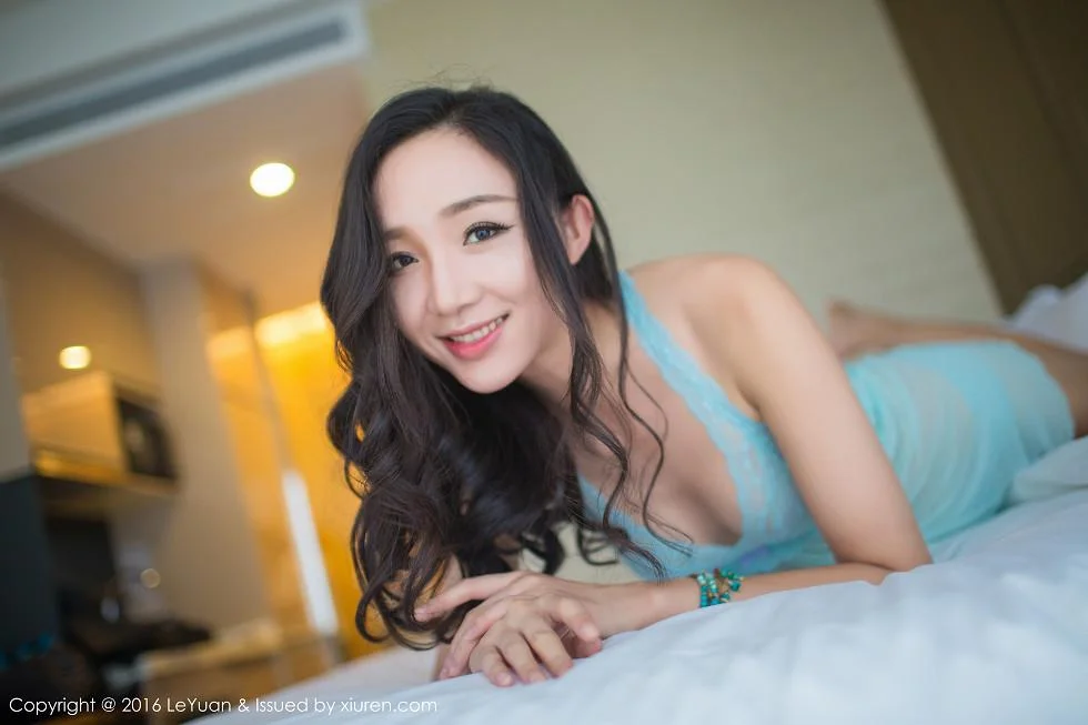 蓓蓓maggie薄纱情趣睡裙透视秀美乳私房绝美写真 第 76 张