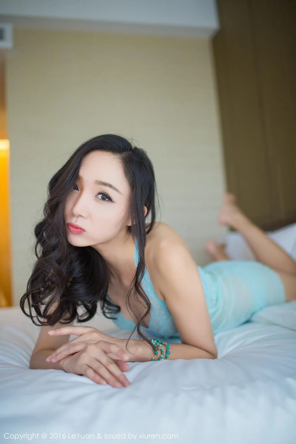蓓蓓maggie薄纱情趣睡裙透视秀美乳私房绝美写真 第 77 张
