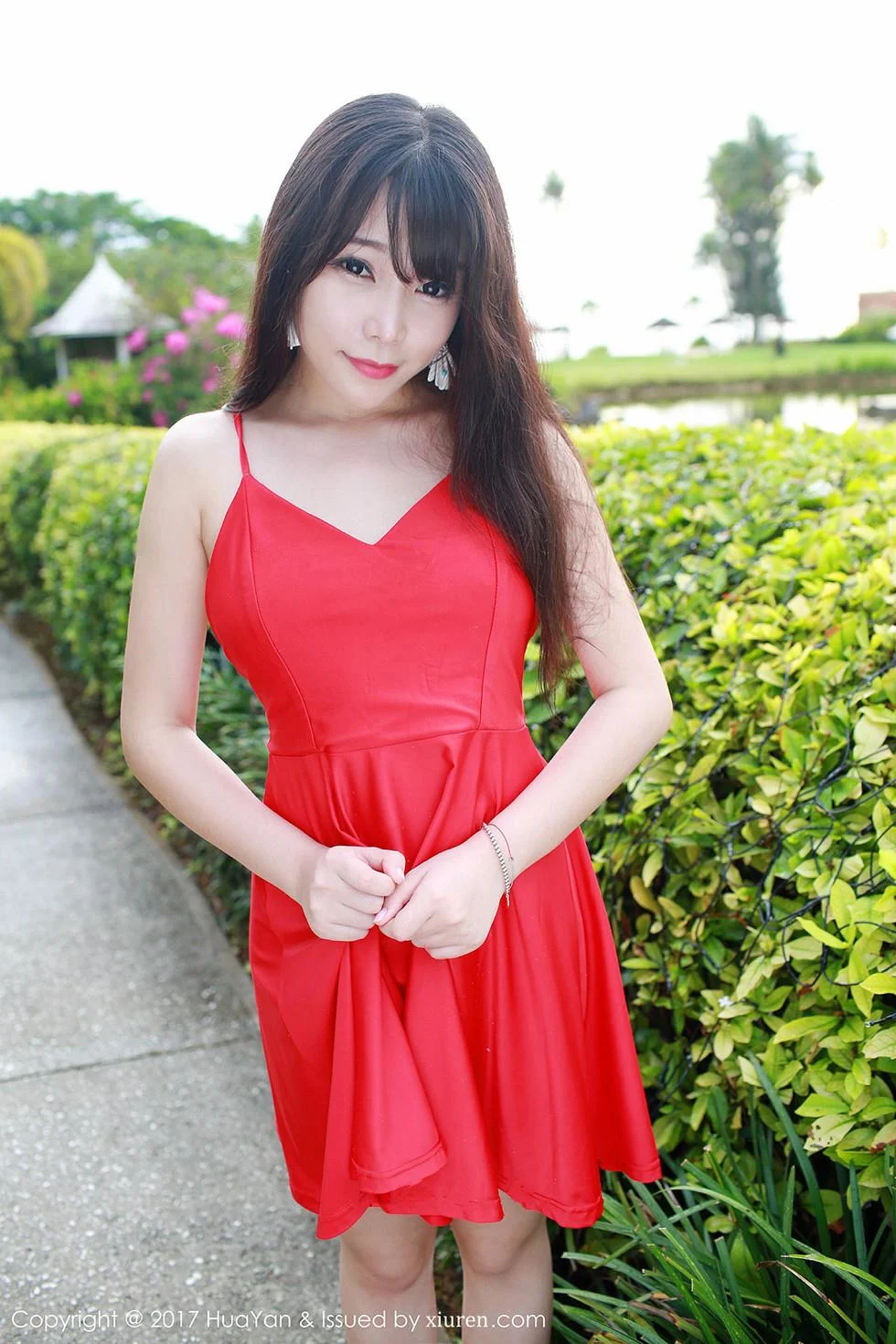 芝芝Booty塞班岛旅拍粉红高叉连体内衣湿身绝美写真 第 65 张
