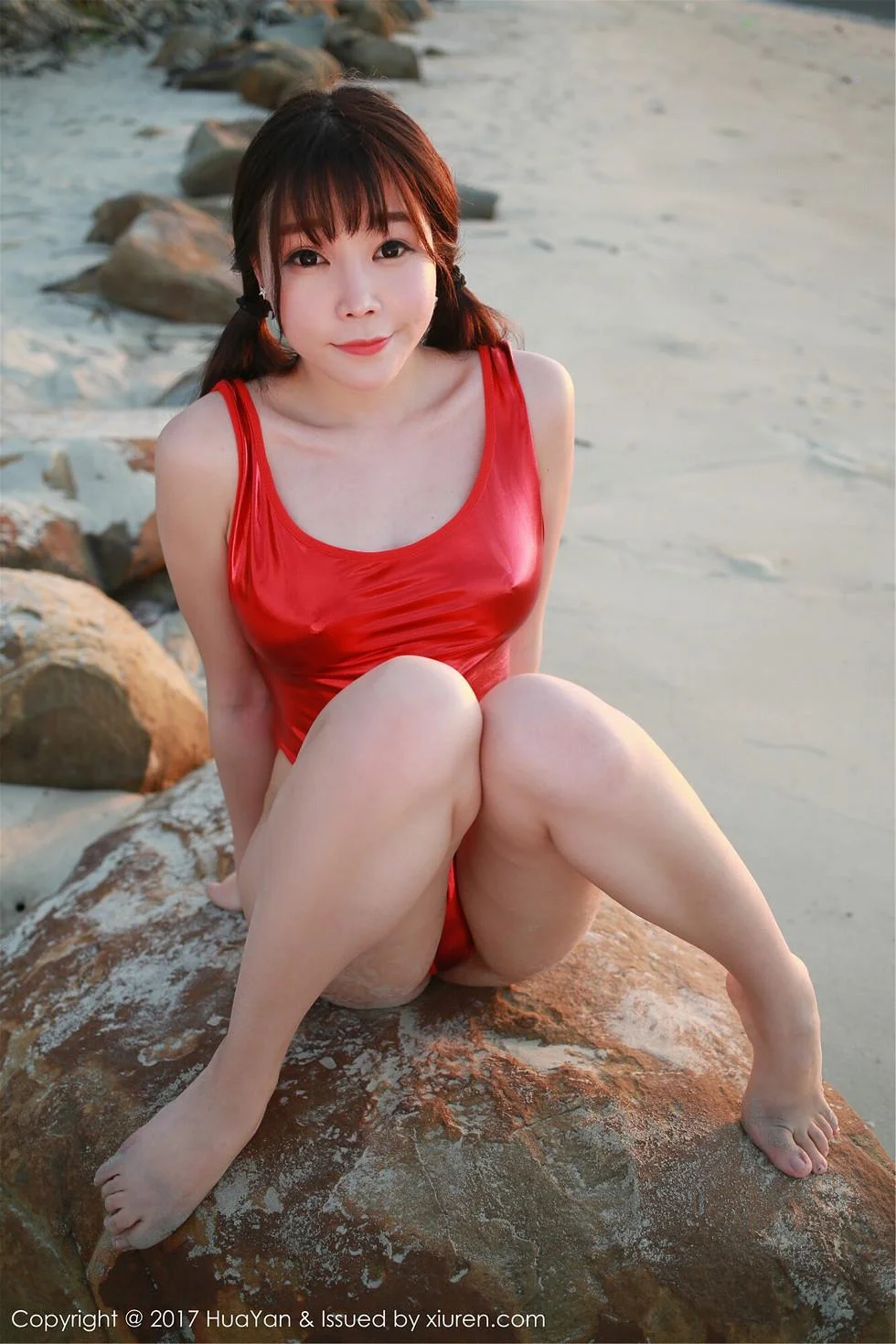 芝芝Booty沙巴旅拍吊带连身裙秀完美身材性感美胸写真 第 73 张