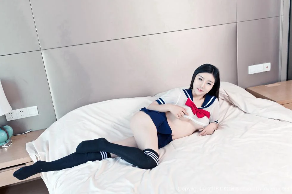 媛美人居家私房情趣SM内衣秀白嫩肌肤完美绝美写真 第 35 张
