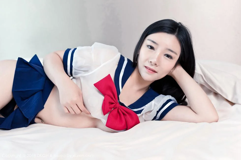 媛美人居家私房情趣SM内衣秀白嫩肌肤完美绝美写真 第 40 张