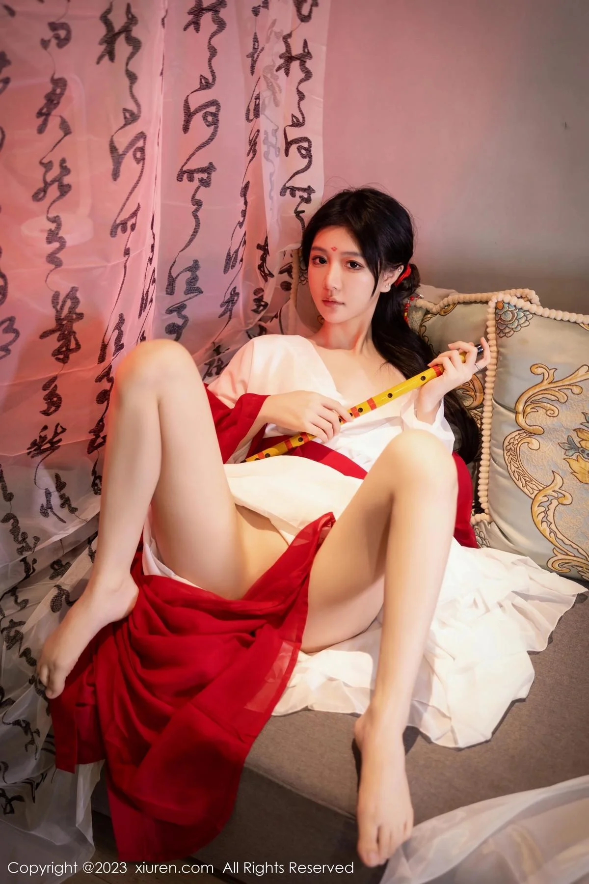 幼幼私房古风场景性感红色古装服半脱秀完美身材绝美写真 第 21 张