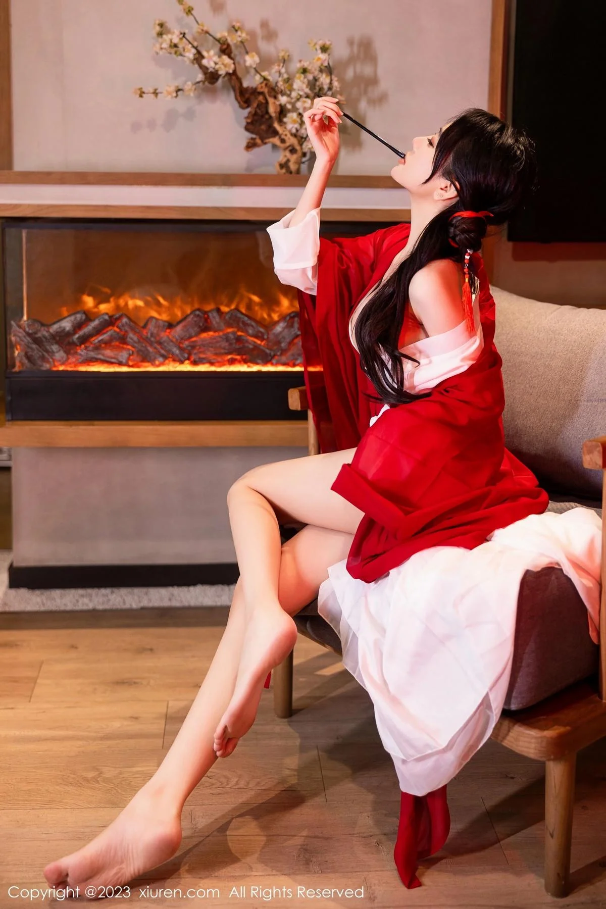 幼幼私房古风场景性感红色古装服半脱秀完美身材绝美写真 第 47 张