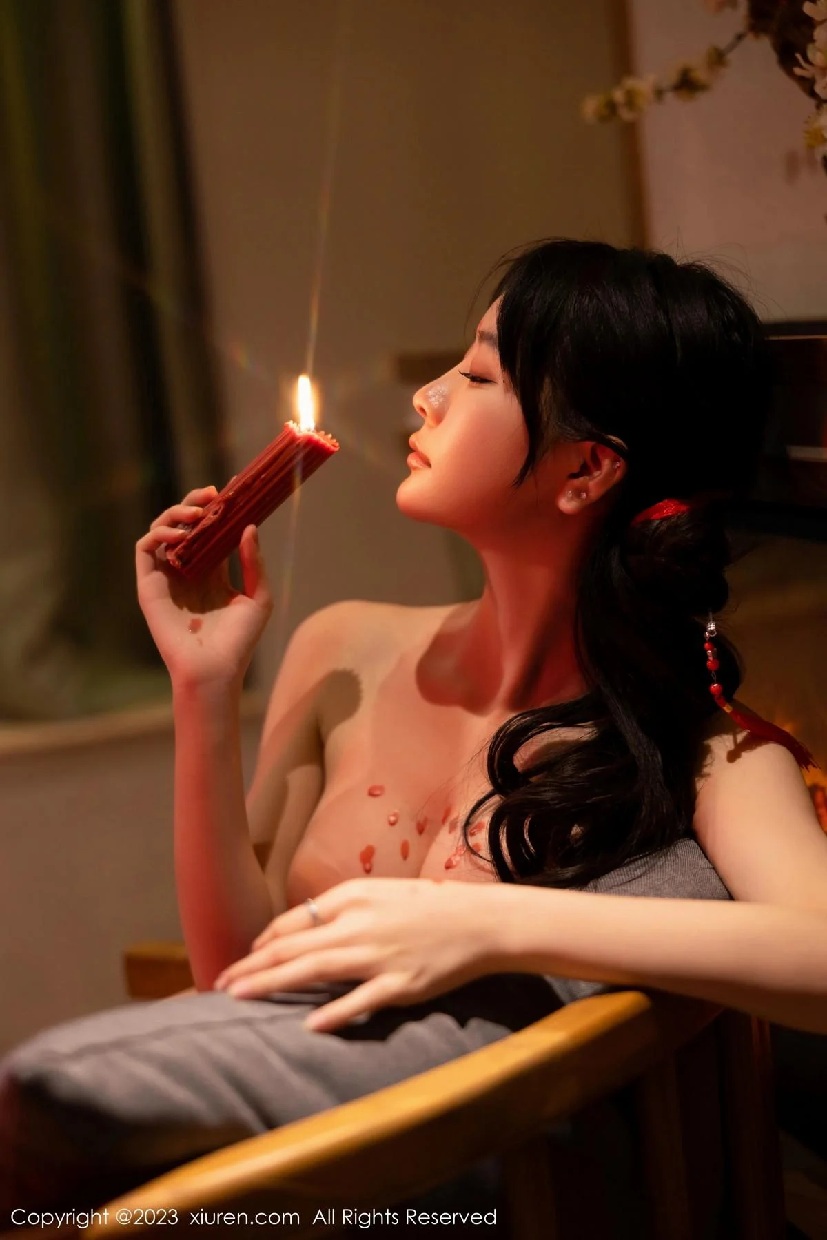 幼幼私房古风场景性感红色古装服半脱秀完美身材绝美写真 第 90 张