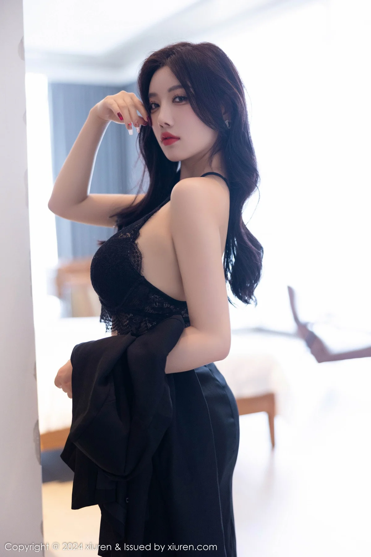 杨晨晨Yome性感黑色OL露蕾丝内衣配超薄黑丝极致魅惑写真 第 42 张