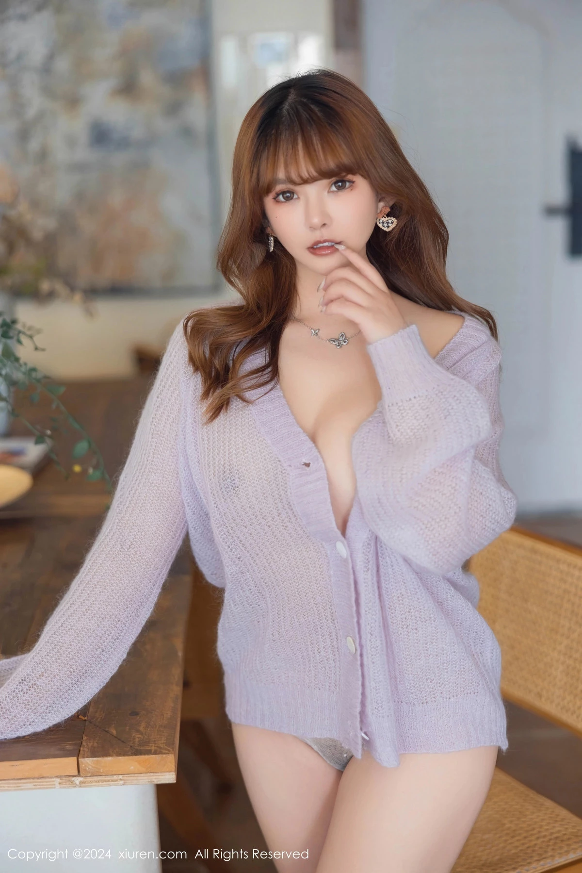 张思允Nice性感灰色轻透上衣配无内肉丝秀惹火身材绝美写真 第 57 张