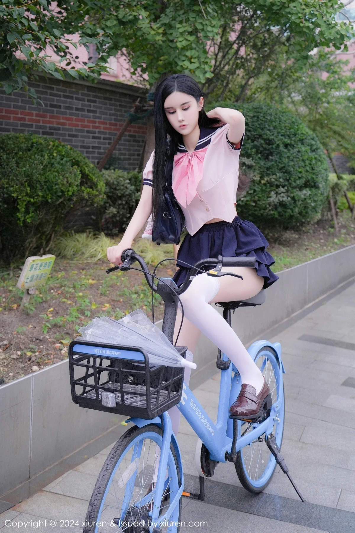 Erikaki性感粉色JK制服配白色丝袜秀翘臀美腿撩人绝美写真 第 128 张