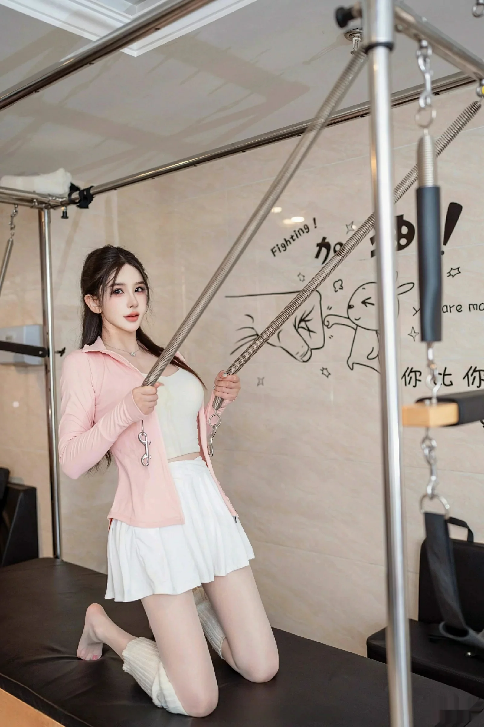 合集李丽莎健身房性感服饰秀丰满身材惹火绝美写真 第 12 张
