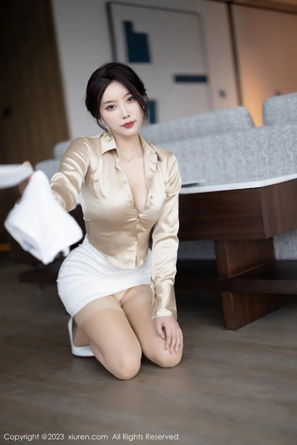 杨晨晨Yome脱职业装露性感白色蕾丝情趣内衣完美绝美写真 第 31 张