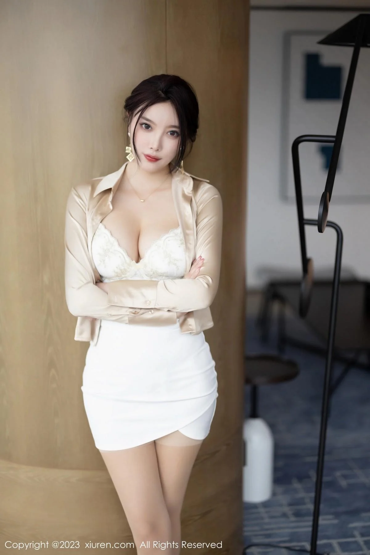杨晨晨Yome脱职业装露性感白色蕾丝情趣内衣完美绝美写真 第 38 张
