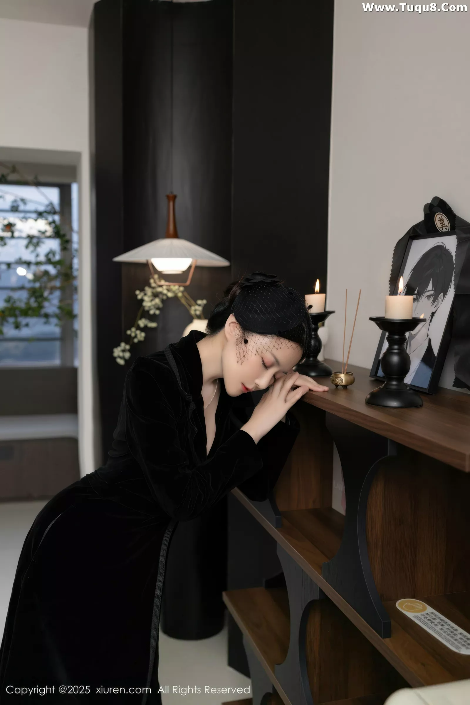 鱼子酱Fish性感黑色情趣内衣配黑丝吊袜秀曼妙身姿绝美写真 第 5 张