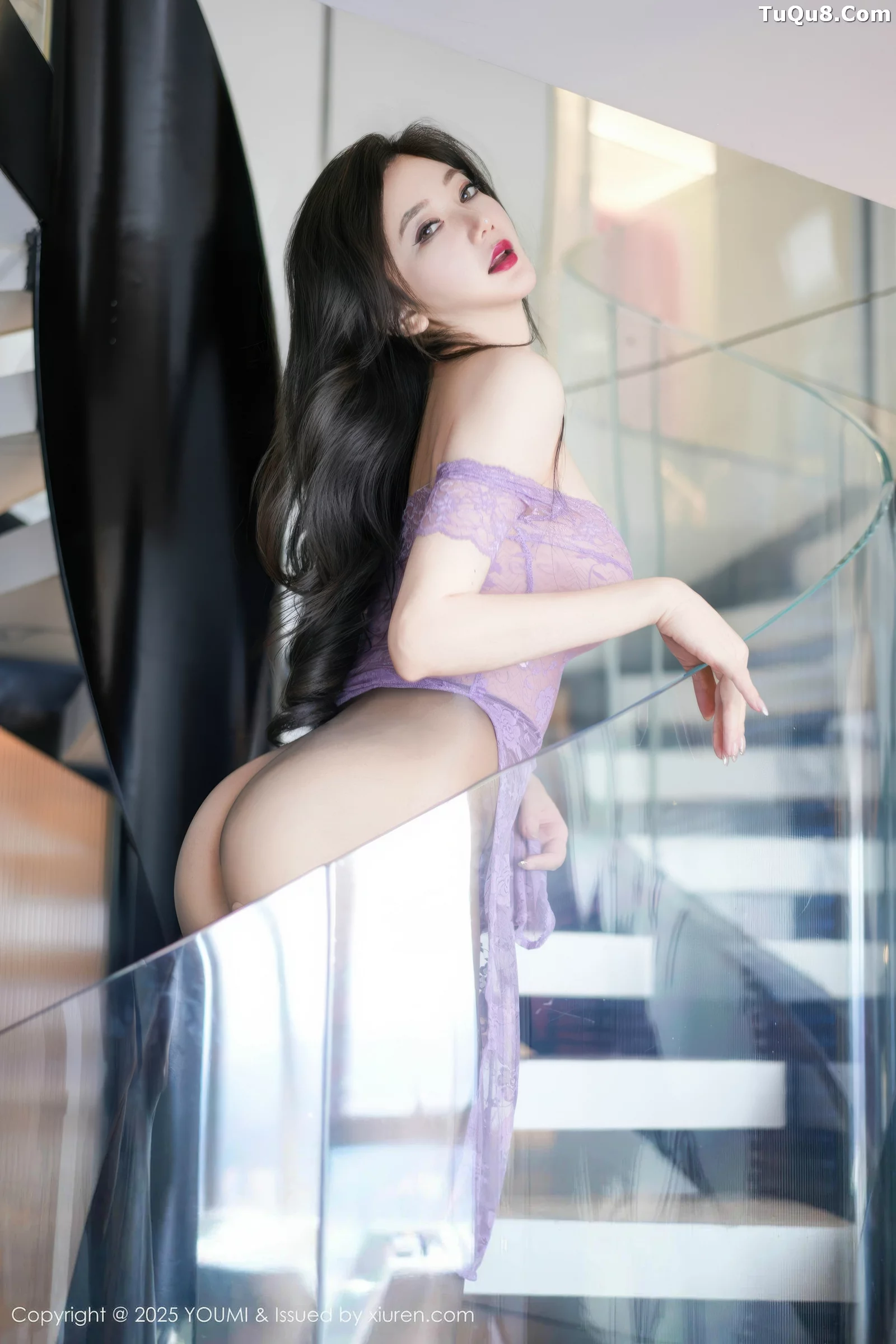 心妍小公主性感紫色情趣服饰配超薄黑丝秀丰满身材绝美写真 第 64 张