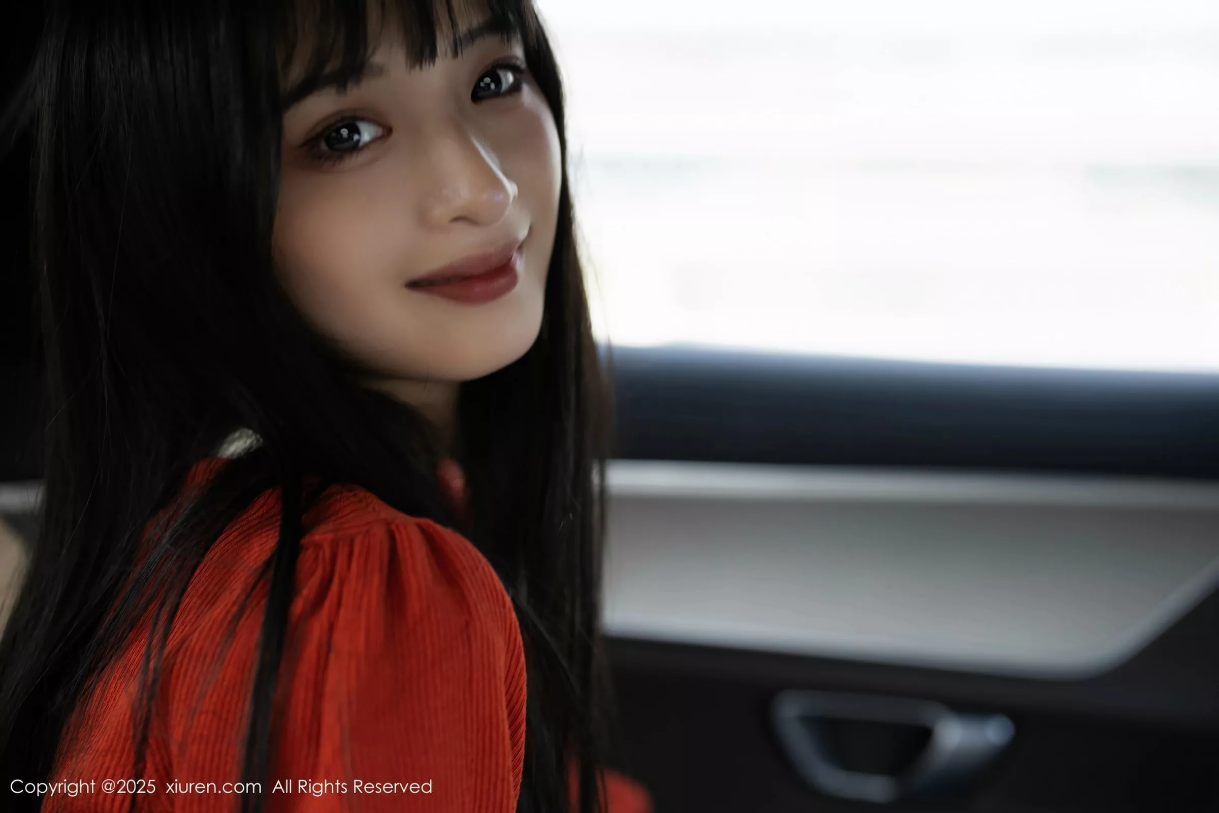 茂木希子性感橙T露白色内衣配超薄肉丝秀完美身材绝美写真 第 32 张