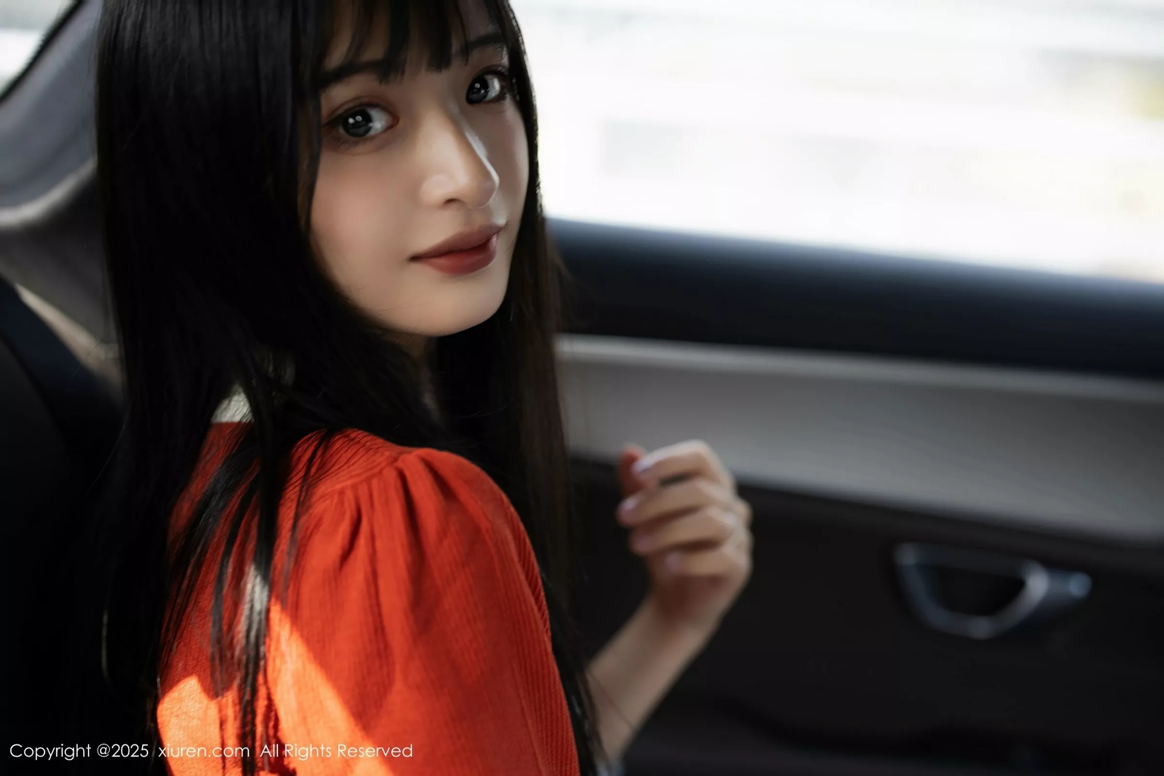 茂木希子性感橙T露白色内衣配超薄肉丝秀完美身材绝美写真 第 34 张
