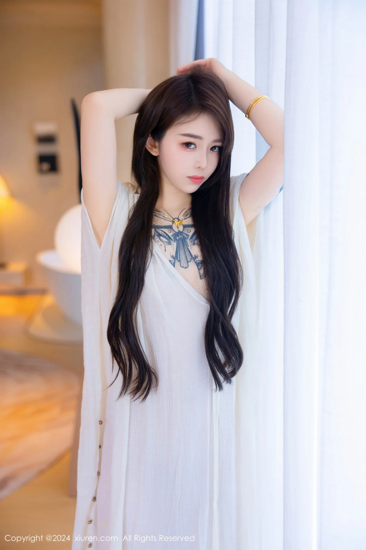 夏竹性感浅色连衣裙+白色薄纱服饰秀曼妙身姿绝美写真 第 73 张