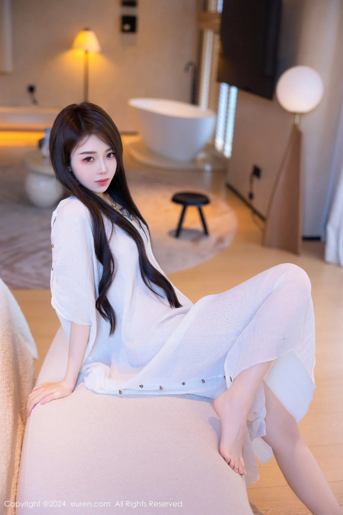夏竹性感浅色连衣裙+白色薄纱服饰秀曼妙身姿绝美写真 第 86 张