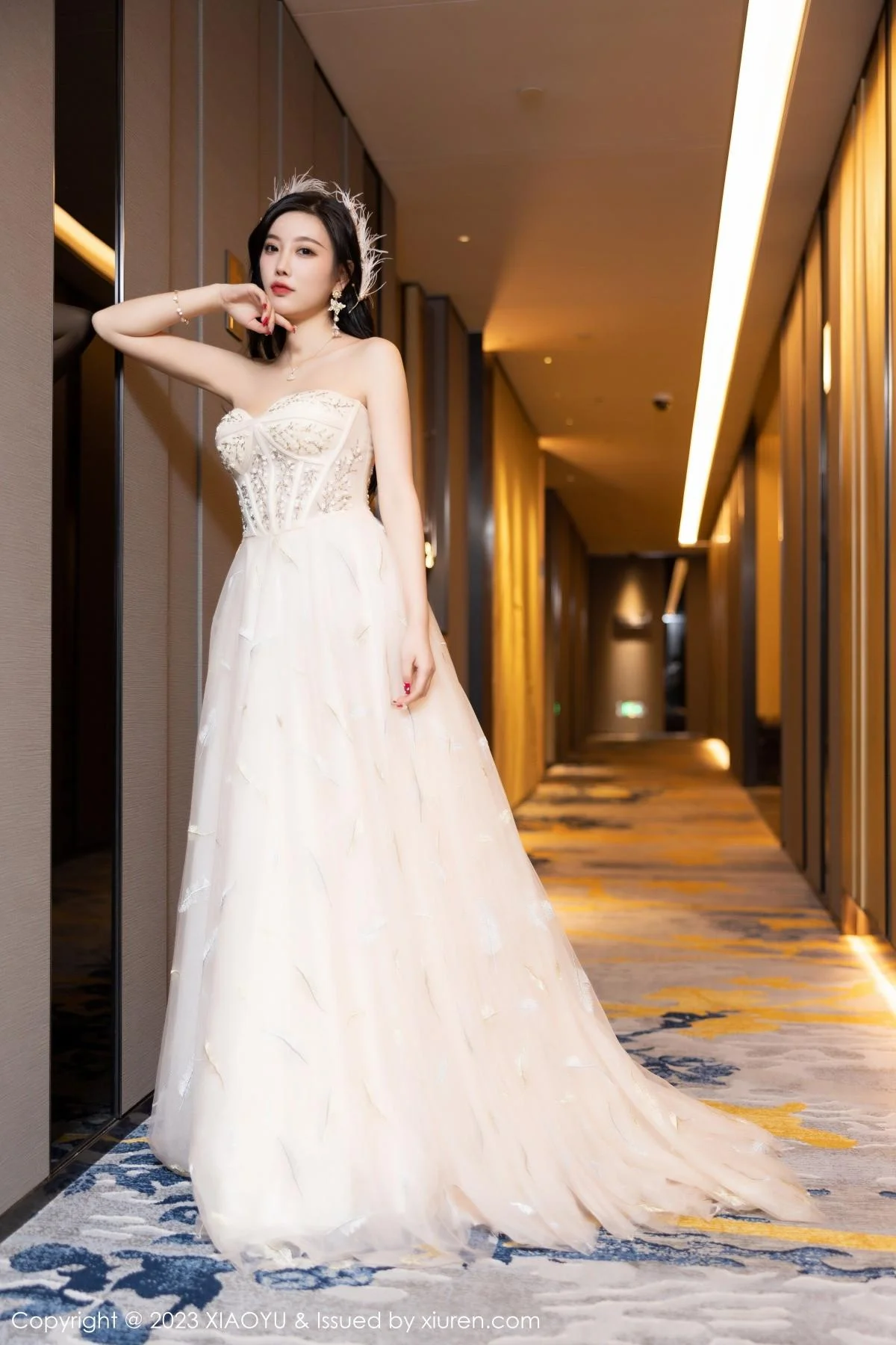 杨晨晨Yome生日主题脱连衣长裙露火辣身材极致绝美写真 第 10 张
