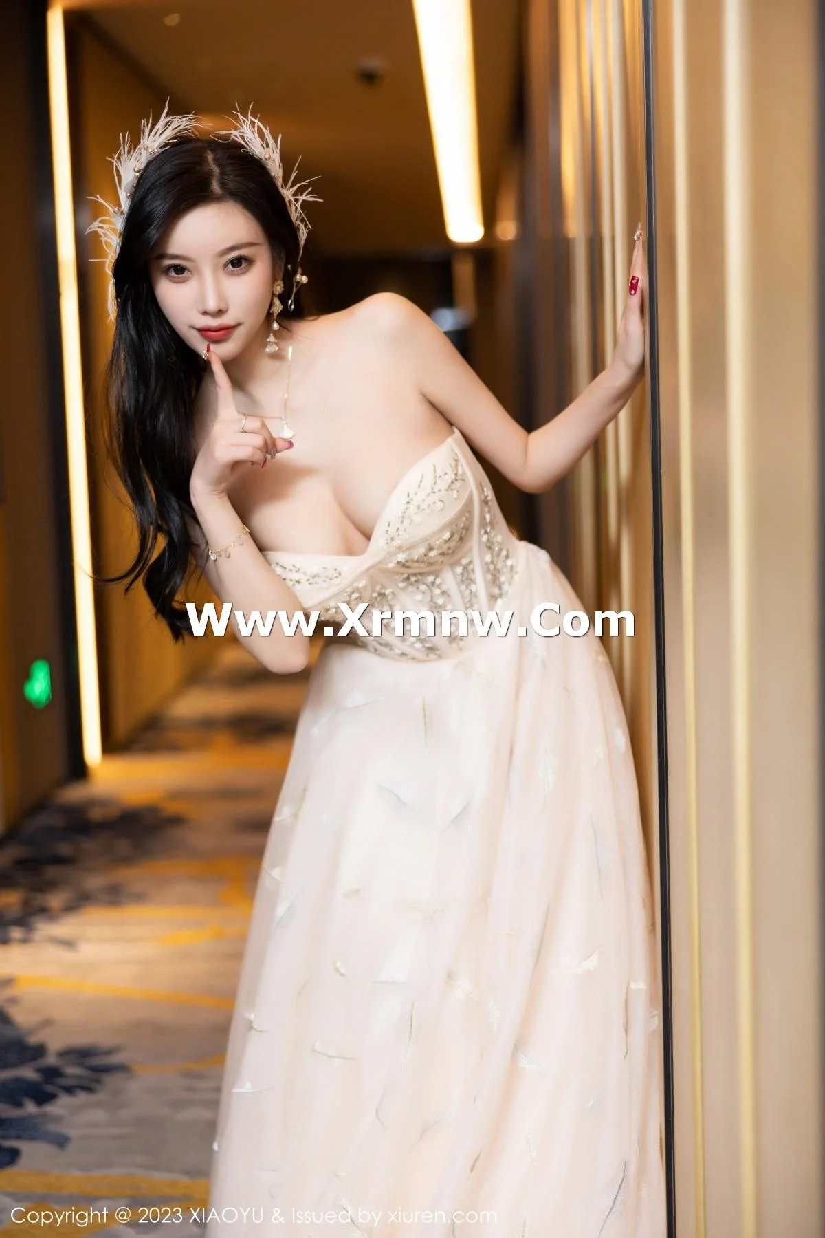 杨晨晨Yome生日主题脱连衣长裙露火辣身材极致绝美写真 第 17 张
