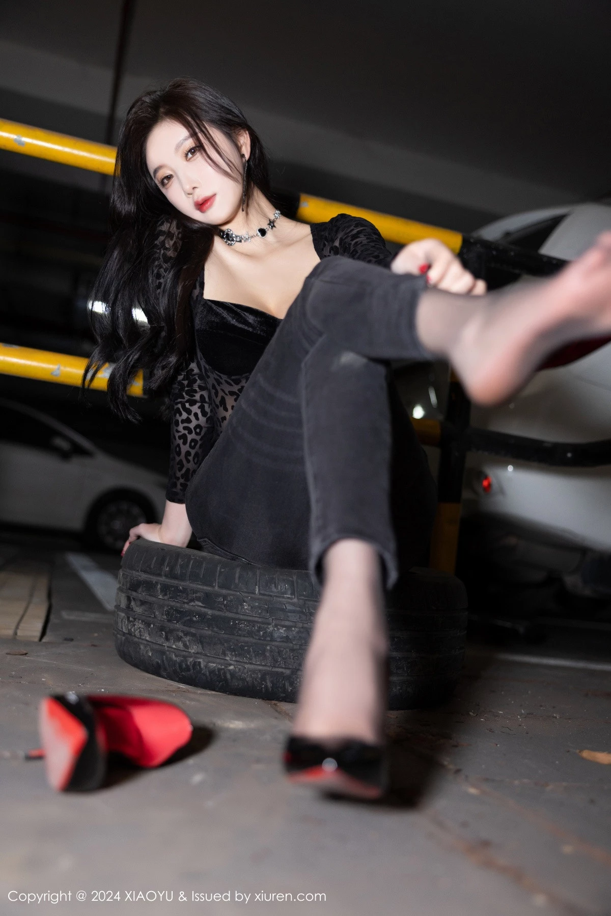 杨晨晨Yome黑色豹纹配牛仔裤露性感黑色内衣完美绝美写真 第 70 张