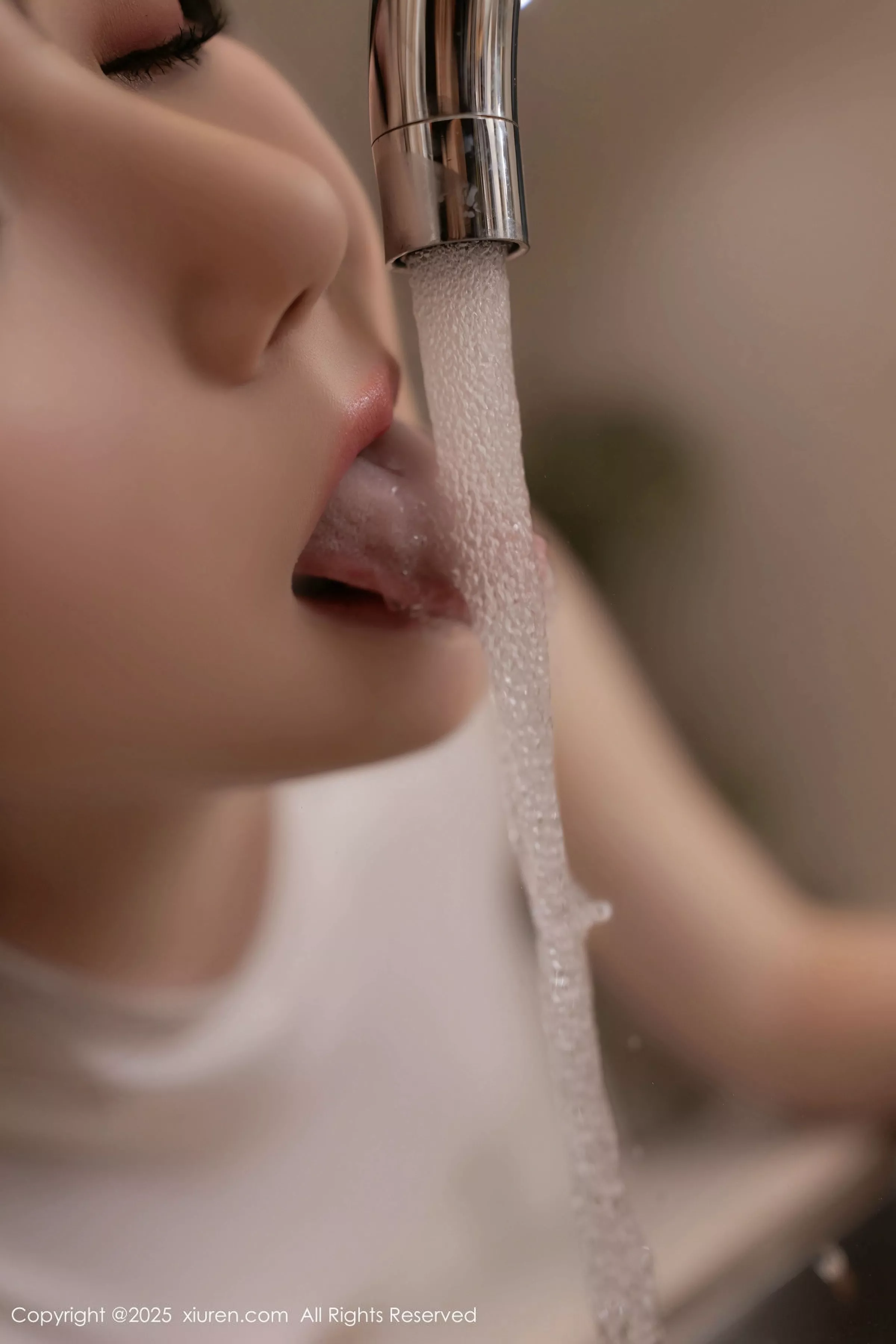 鱼子酱Fish性感黑色运动服露白色内衣秀曼妙身材绝美写真 第 105 张