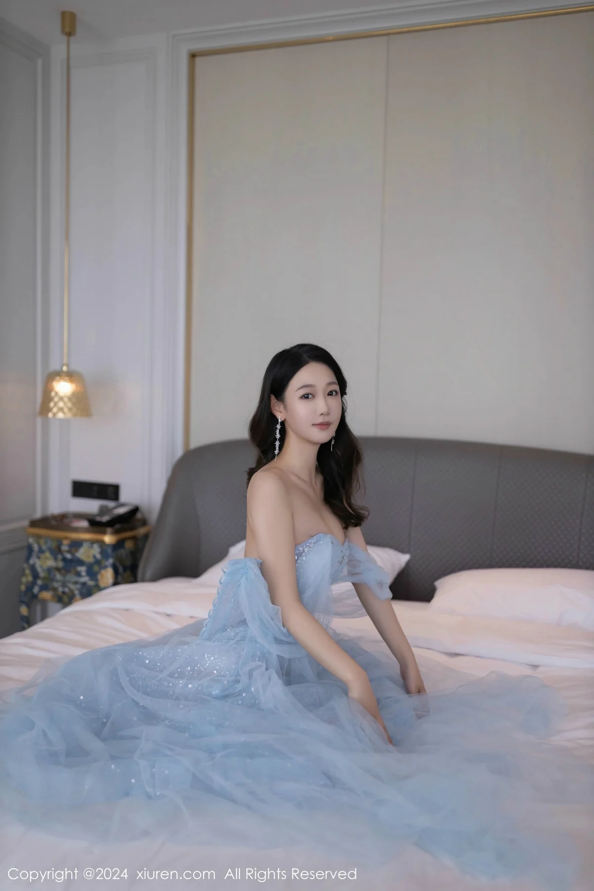 唐安琪性感淡蓝色薄纱礼裙露白色内衣秀曼妙身姿绝美写真 第 73 张