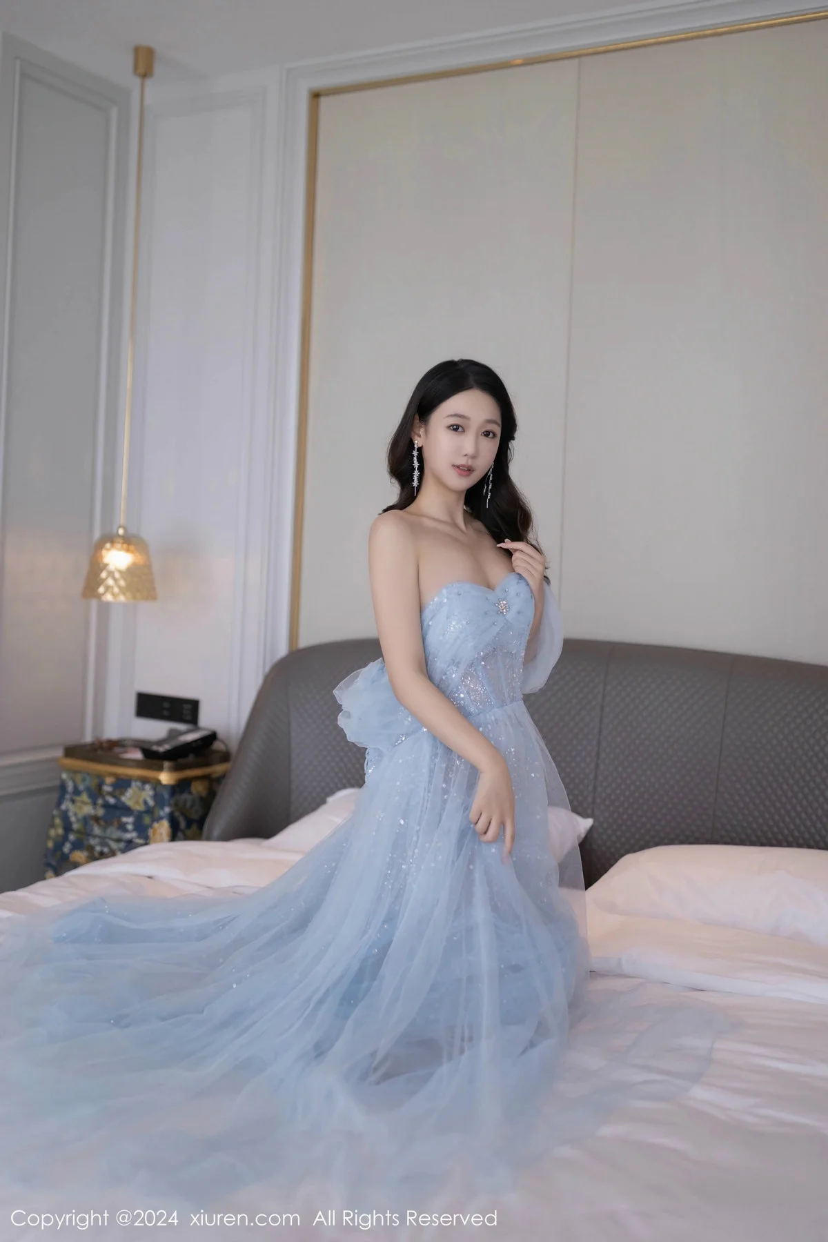 唐安琪性感淡蓝色薄纱礼裙露白色内衣秀曼妙身姿绝美写真 第 75 张