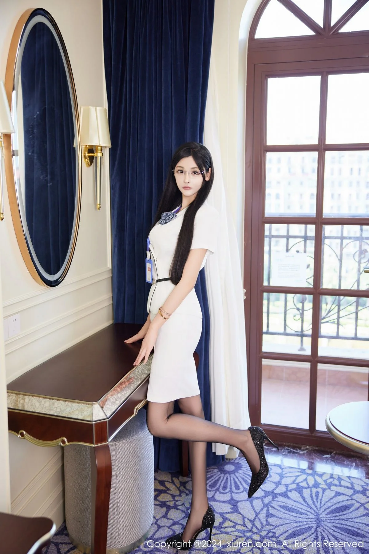 智恩baby私房性感黑色内衣配黑丝吊袜秀丰腴美臀绝美写真 第 2 张