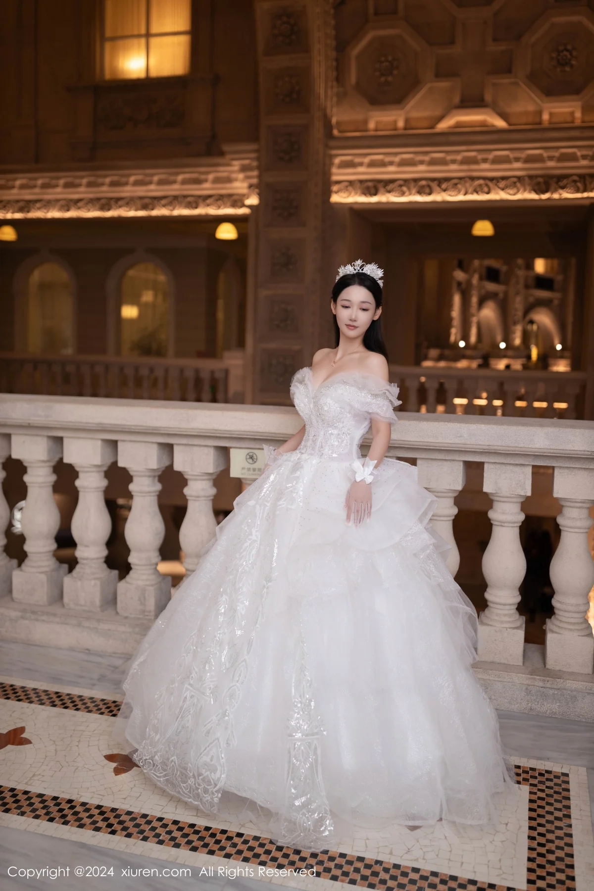 唐安琪性感白色婚纱露白色内衣配超薄肉丝秀美腿绝美写真 第 18 张