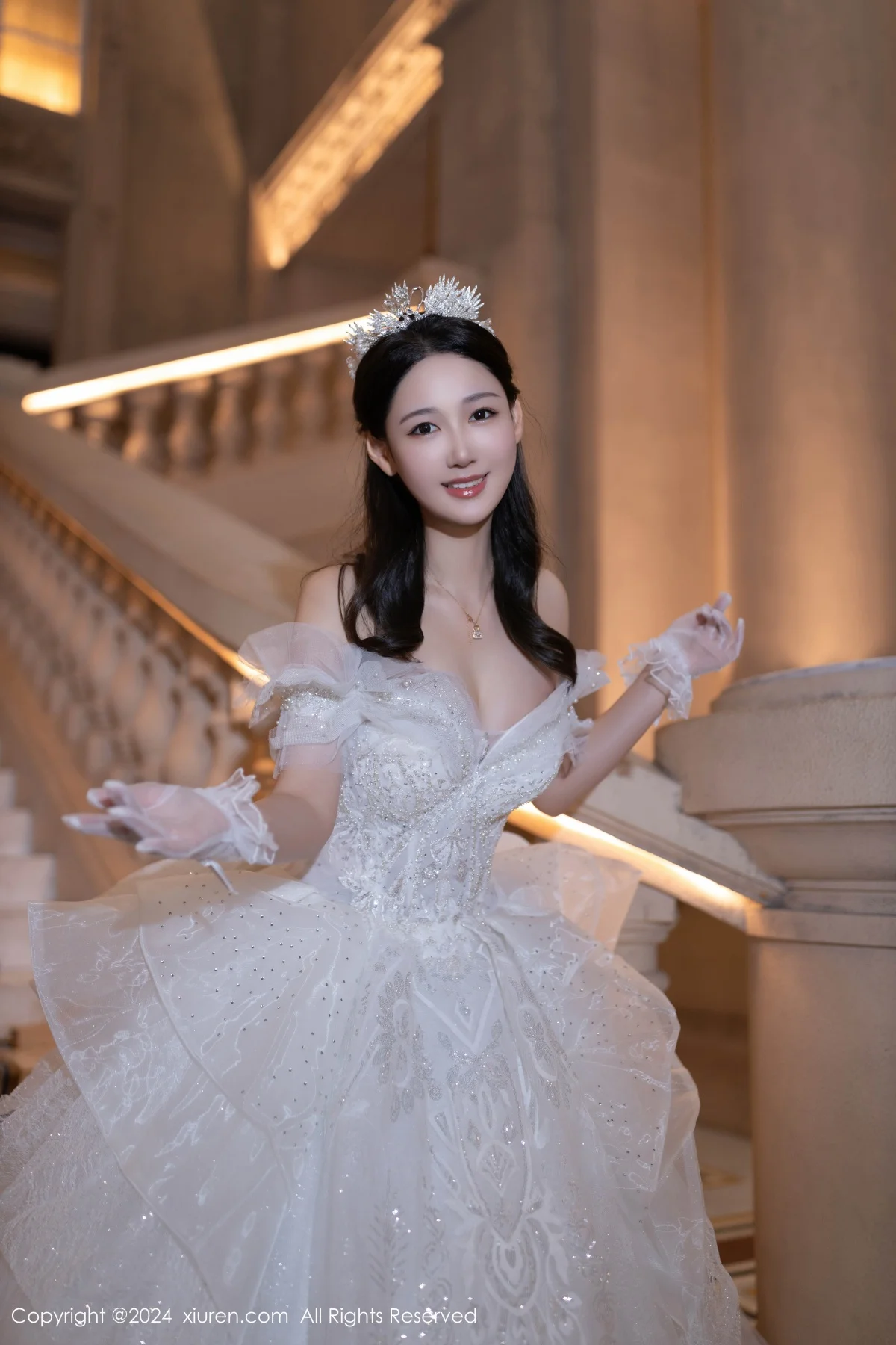 唐安琪性感白色婚纱露白色内衣配超薄肉丝秀美腿绝美写真 第 2 张