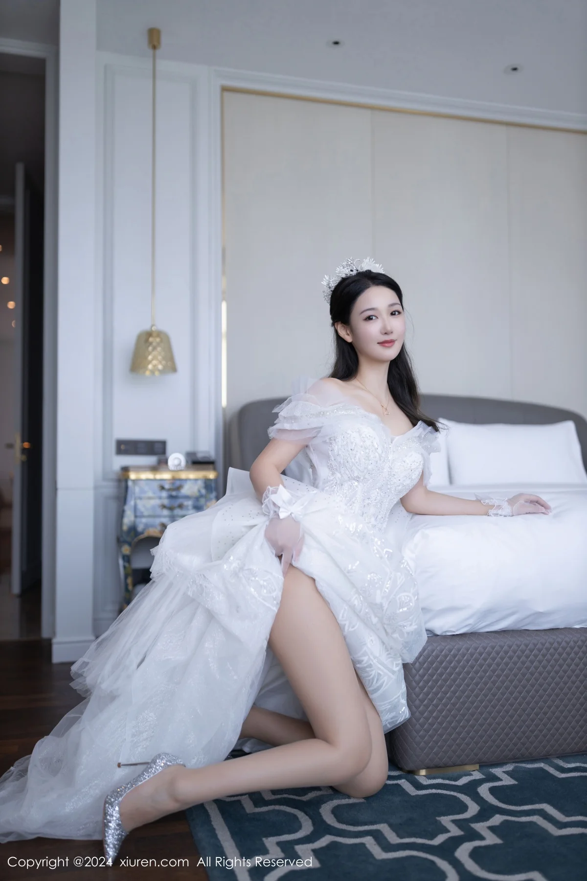 唐安琪性感白色婚纱露白色内衣配超薄肉丝秀美腿绝美写真 第 25 张