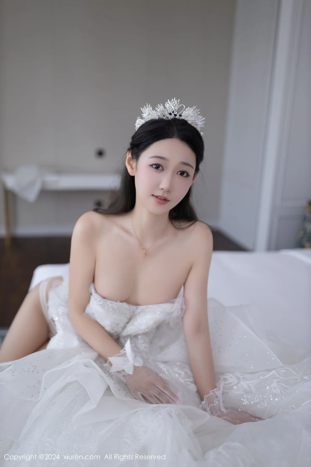 唐安琪性感白色婚纱露白色内衣配超薄肉丝秀美腿绝美写真 第 38 张