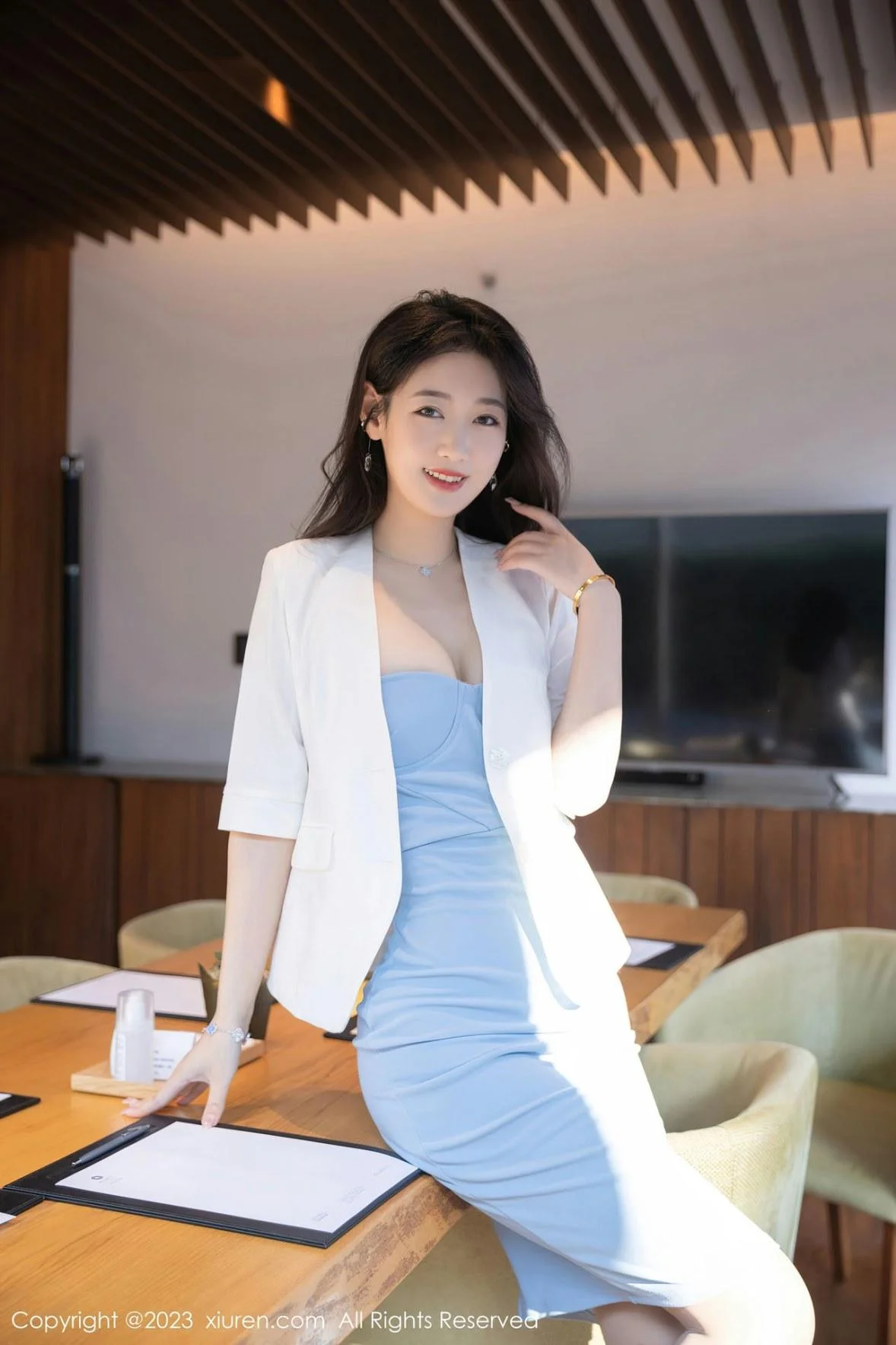 唐安琪性感OL职业装配超薄肉丝秀曼妙身姿迷人绝美写真 第 6 张