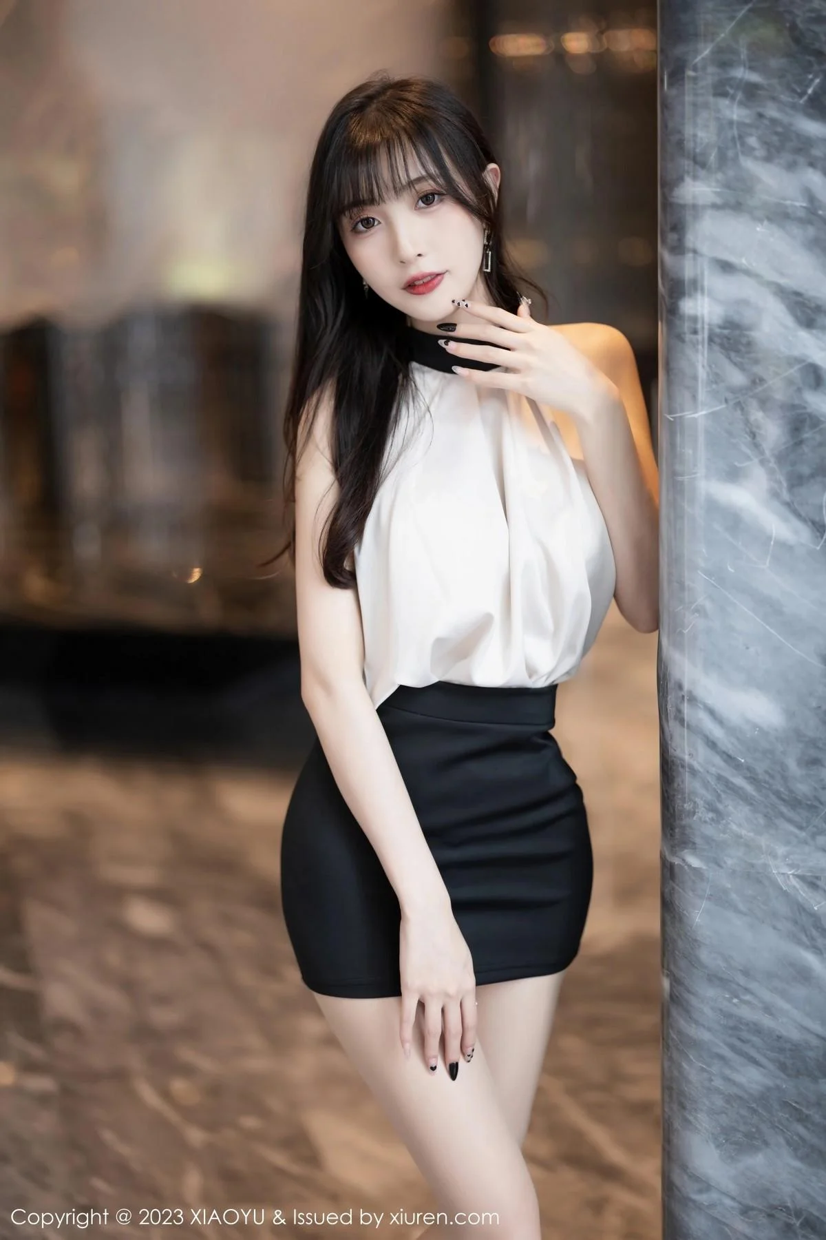 林星阑浅色上衣配黑短裙+粉色蕾丝内衣秀曼妙身姿绝美写真 第 46 张
