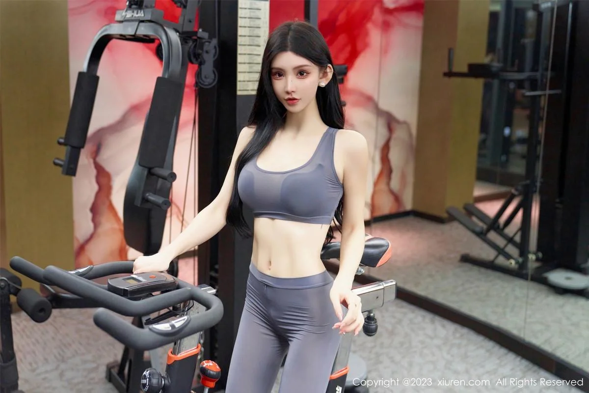 周于希Sally酒店场景性感灰色健身服紧身秀完美身材绝美写真 第 25 张