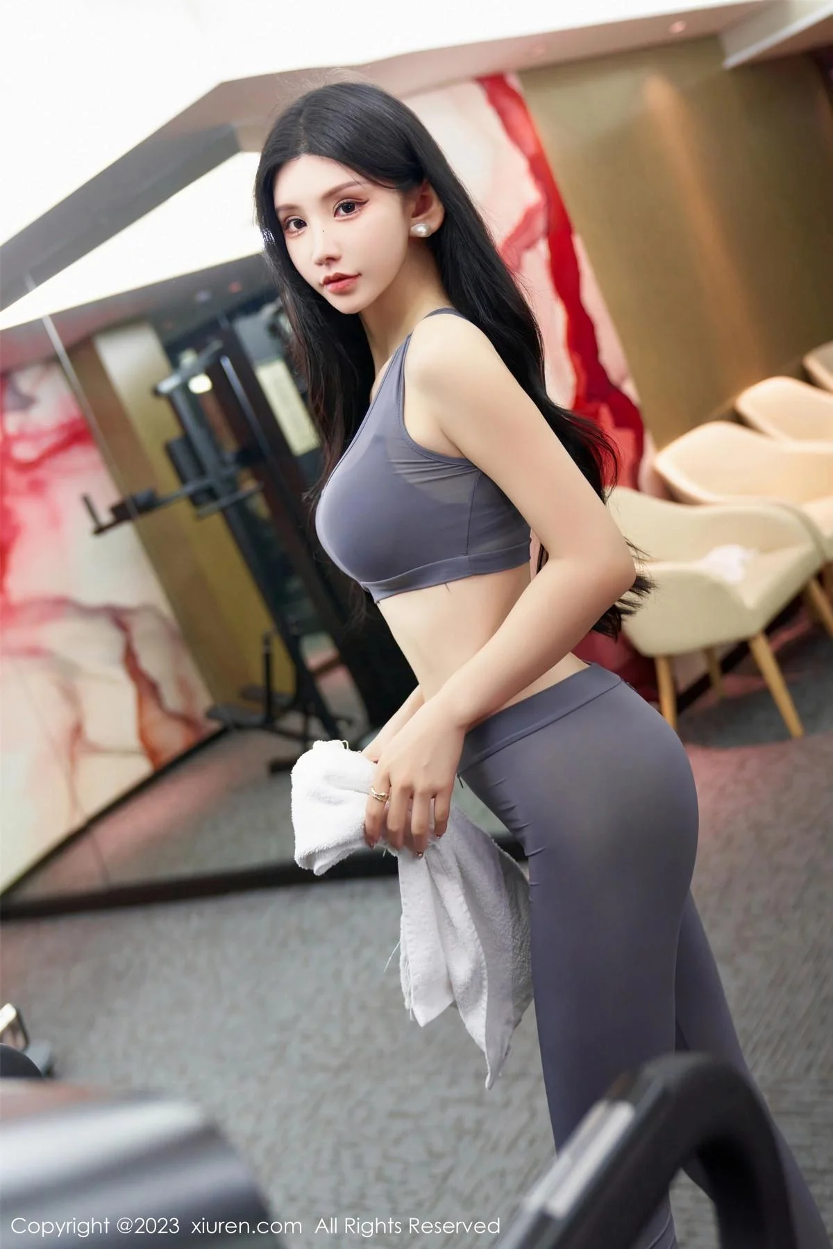 周于希Sally酒店场景性感灰色健身服紧身秀完美身材绝美写真 第 27 张