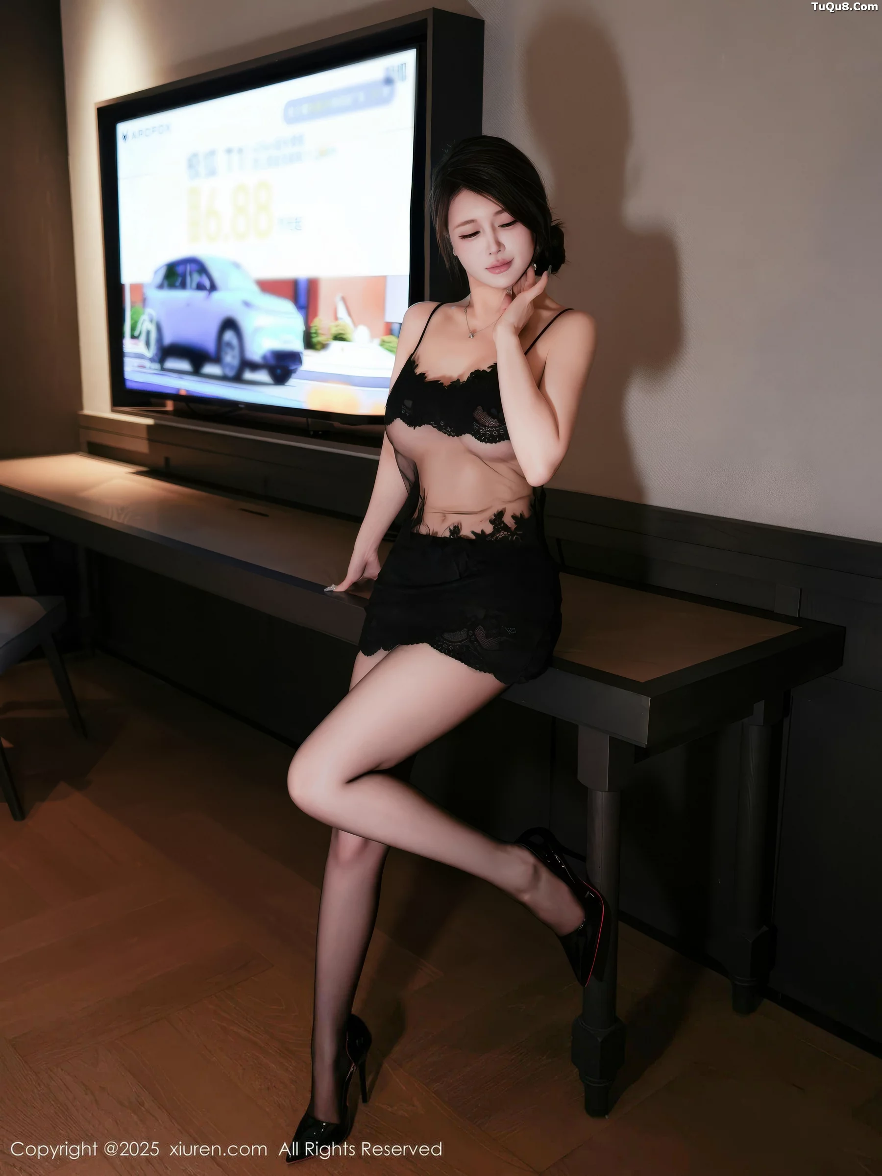 甜妮性感黑色情趣内衣配超薄黑丝秀丰腴身姿迷人绝美写真 第 44 张