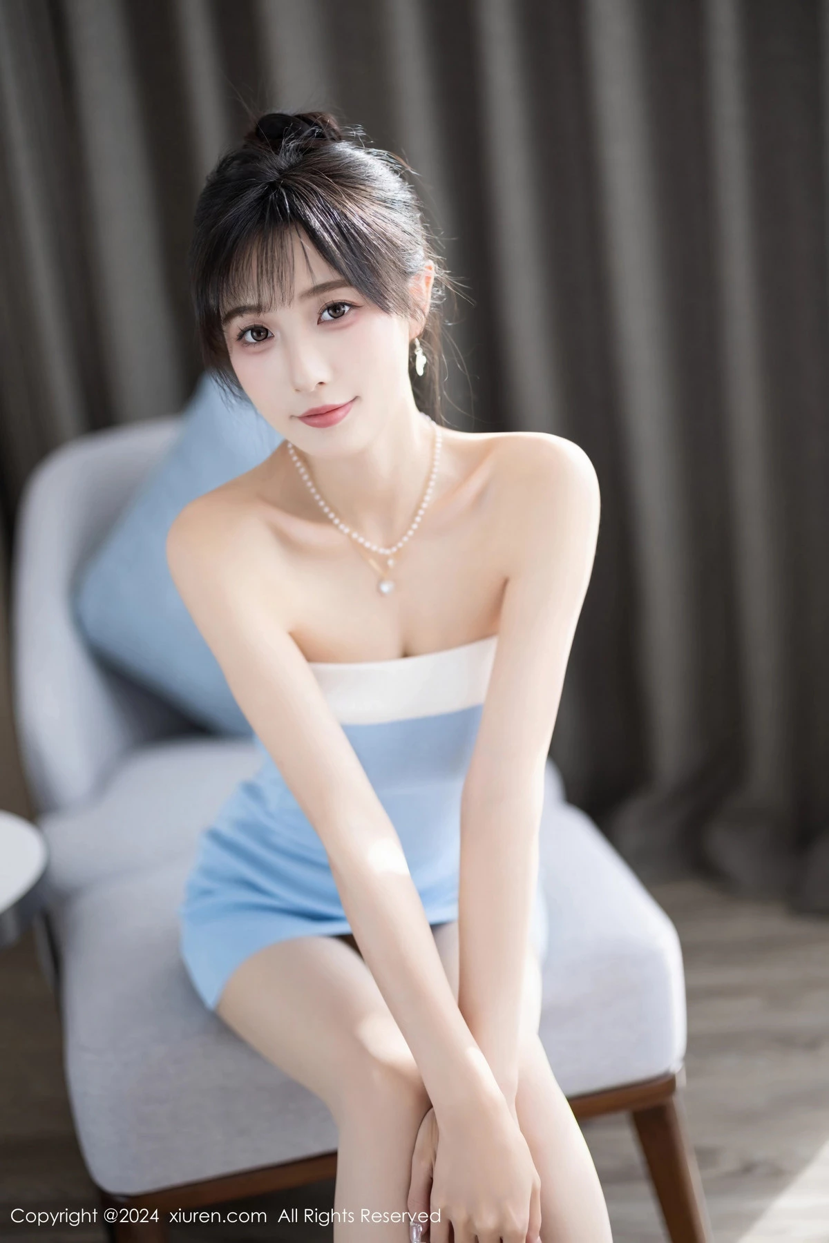林星阑情趣修女服+蓝色服饰配超薄白丝秀曼妙身姿绝美写真 第 5 张