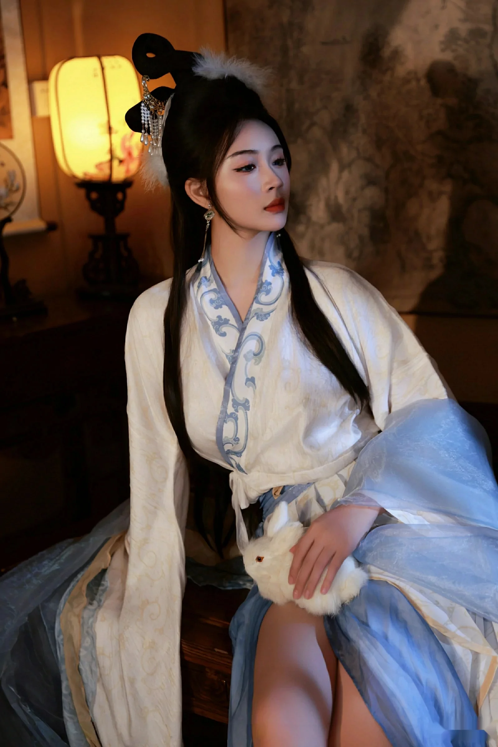 南乔中秋主题性感汉服装扮配超薄肉丝秀白嫩肌肤绝美写真 第 20 张