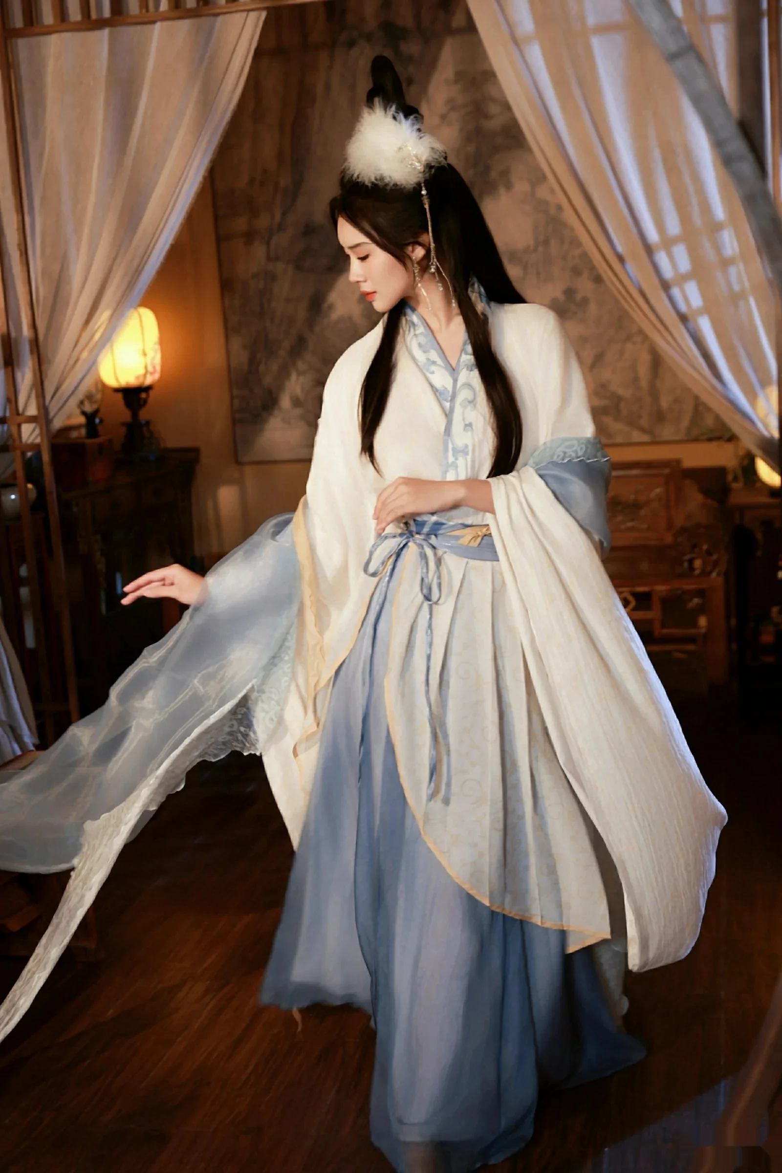 南乔中秋主题性感汉服装扮配超薄肉丝秀白嫩肌肤绝美写真 第 7 张