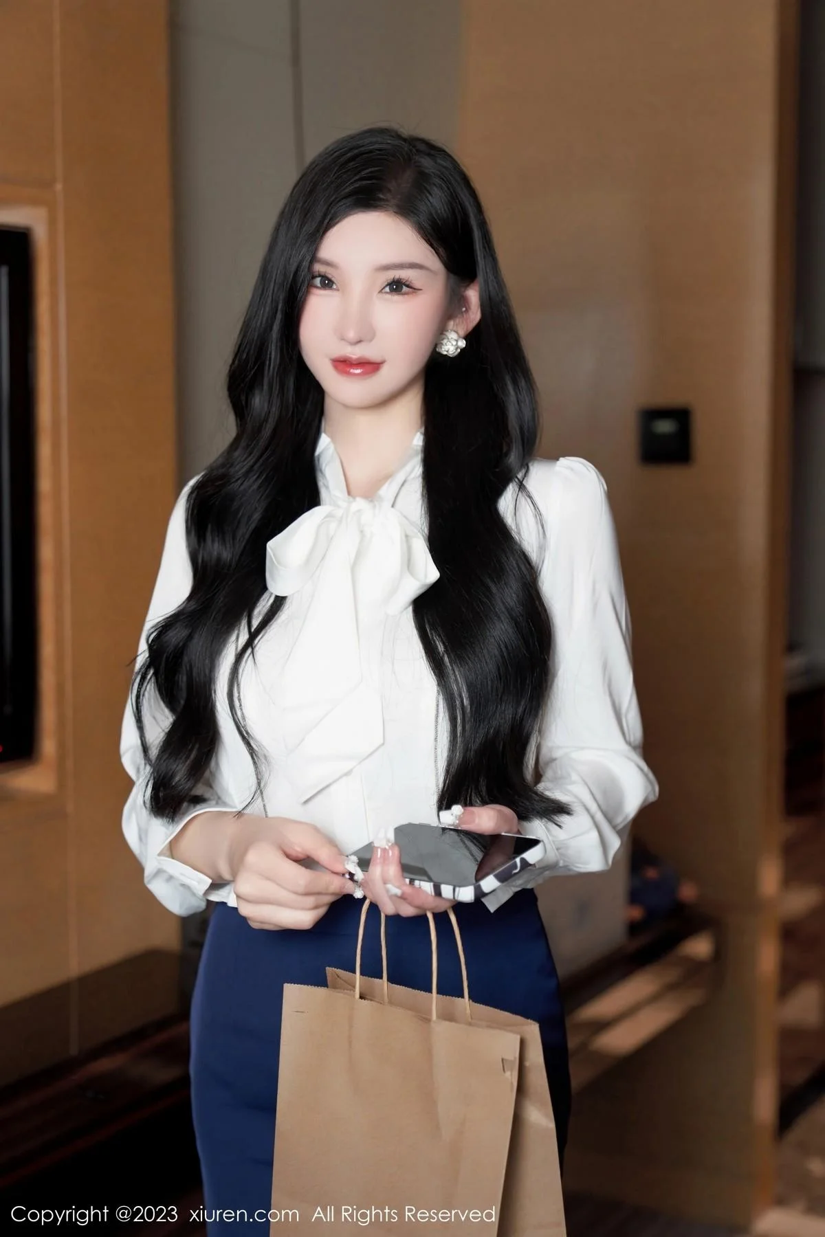 周于希Sally办公室秘密主题性感内衣配超薄黑丝极致魅惑写真 第 12 张