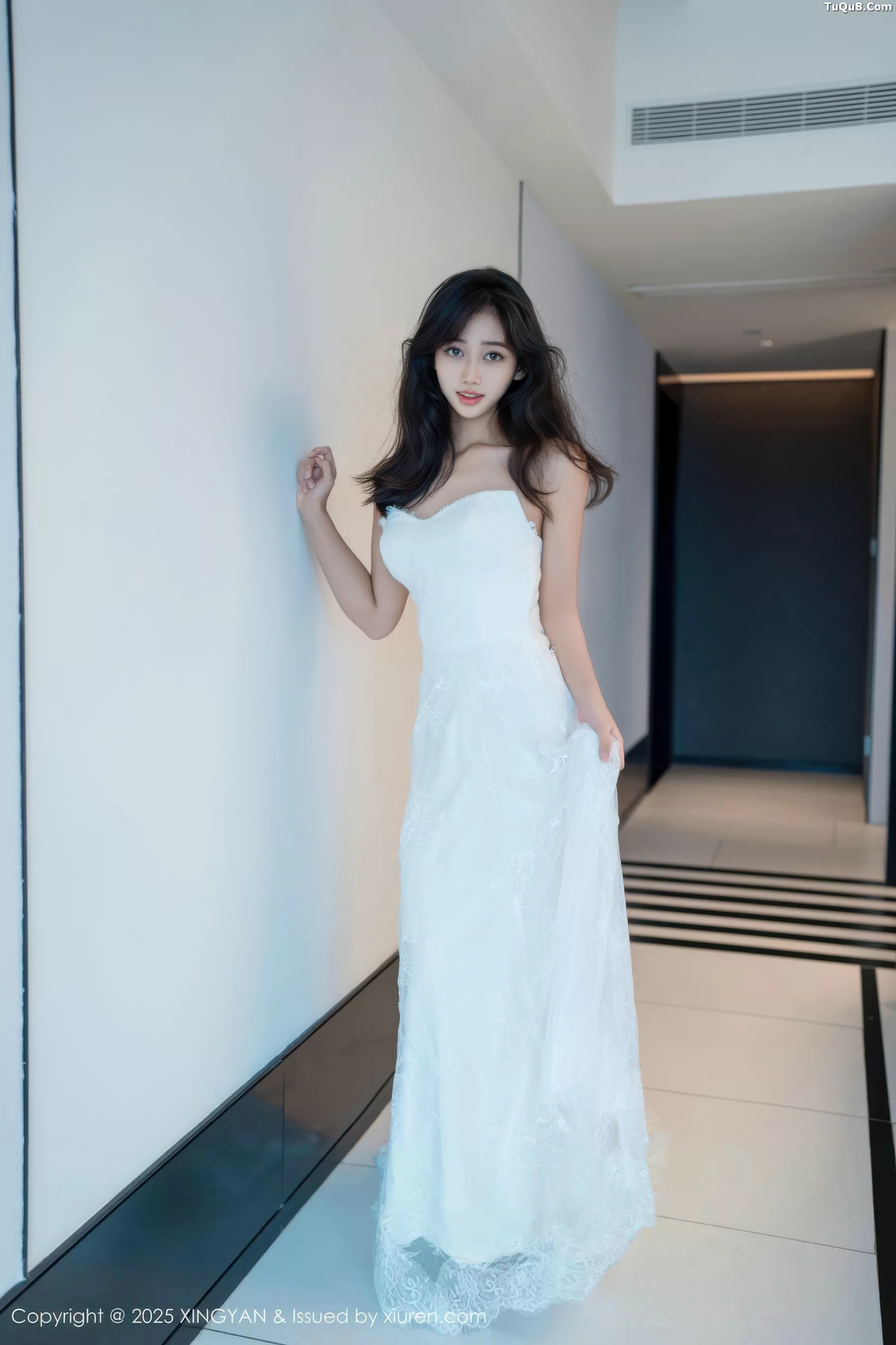 时安安性感白色连衣裙配超薄白丝秀柔美身材迷人绝美写真 第 2 张