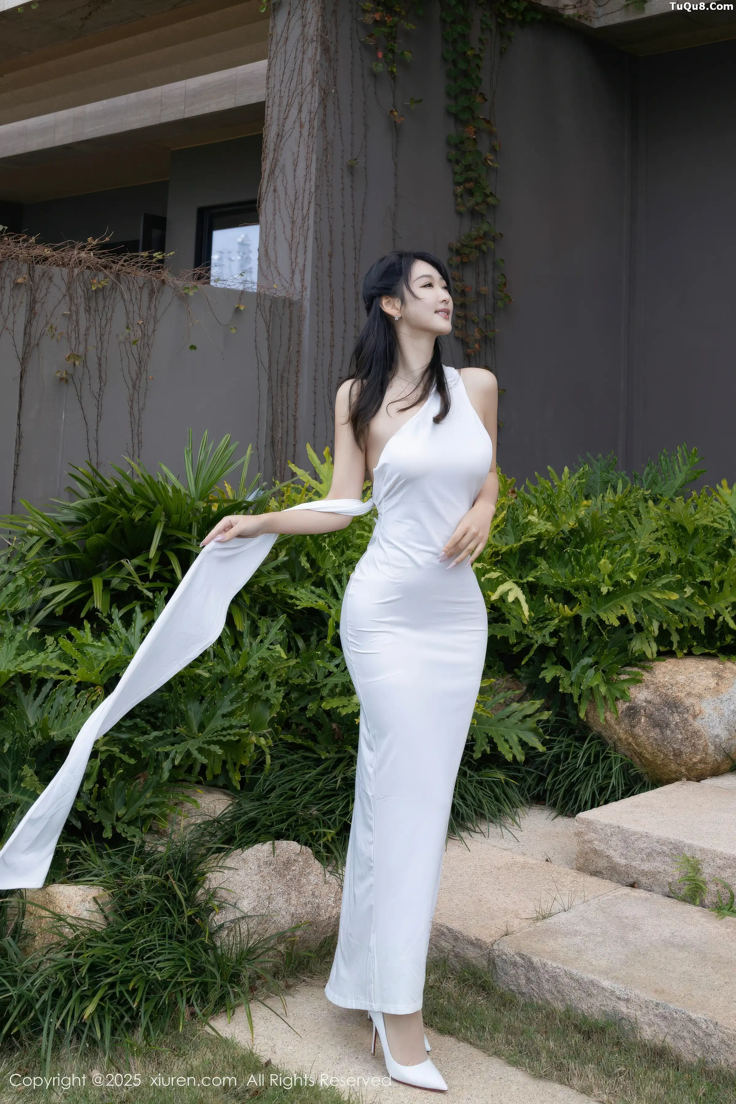 唐安琪性感白色长裙配超薄无内肉丝秀曼妙身姿撩人绝美写真 第 22 张